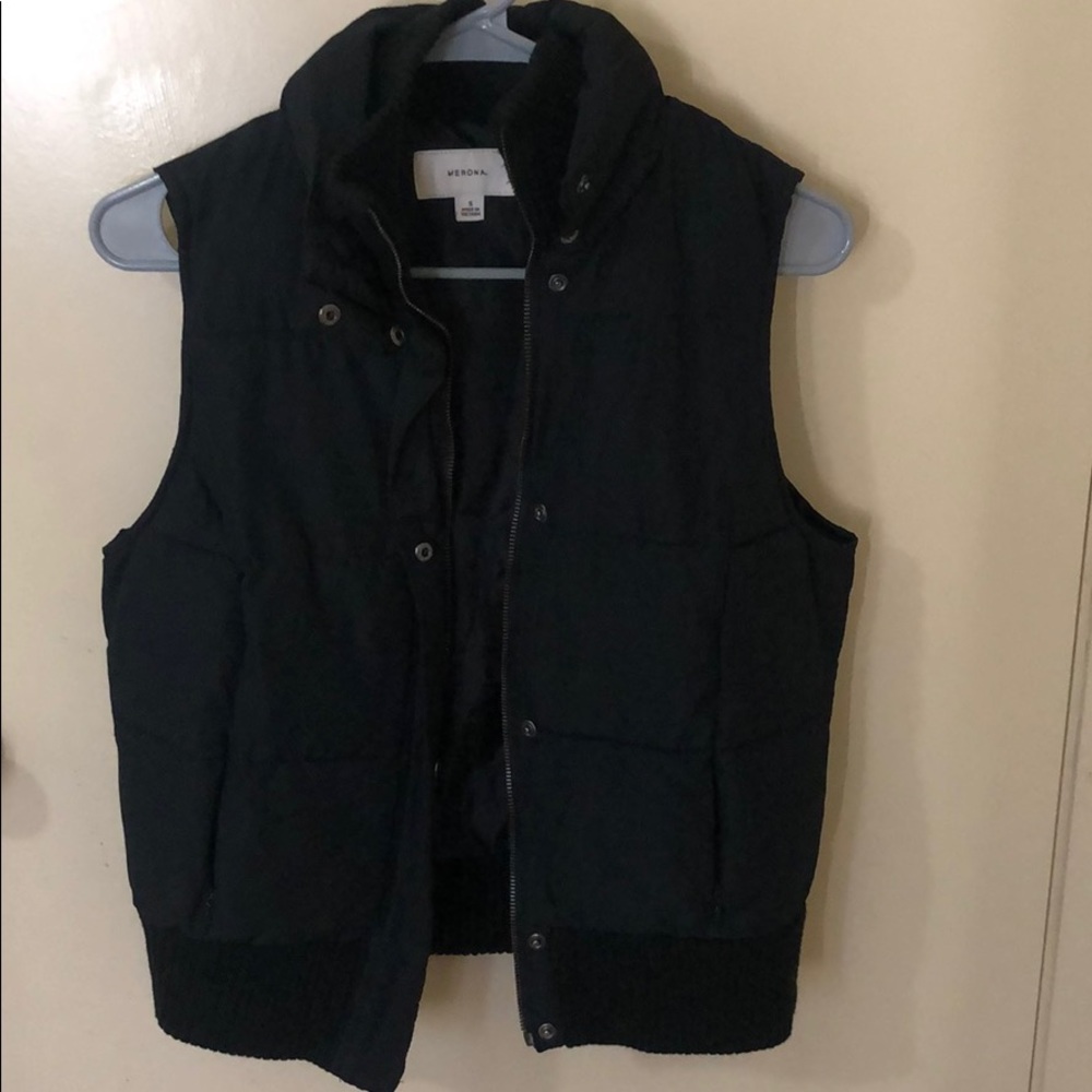 Black puffer vest